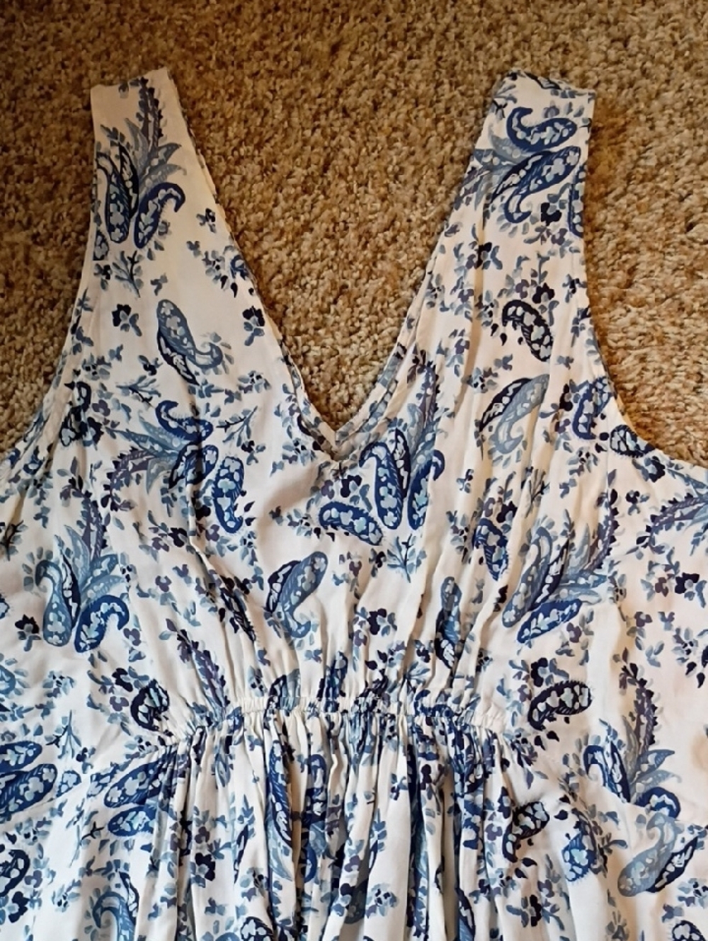 Lucky Brand White and Blue Paisley V-Neck Maxi Dress - Picture 2 of 10